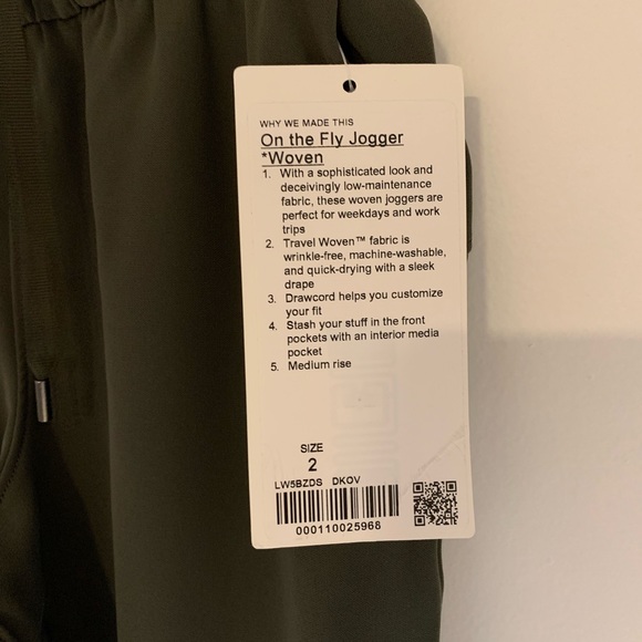 NWT Lululemon Athletica On The Fly Woven Jogger- Women- Olive - Picture 2 of 6